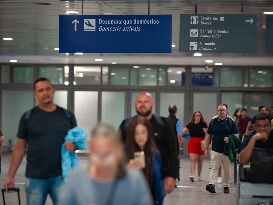 Greve geral na Argentina motiva cancelamento de dois voos no Salgado Filho na Capital