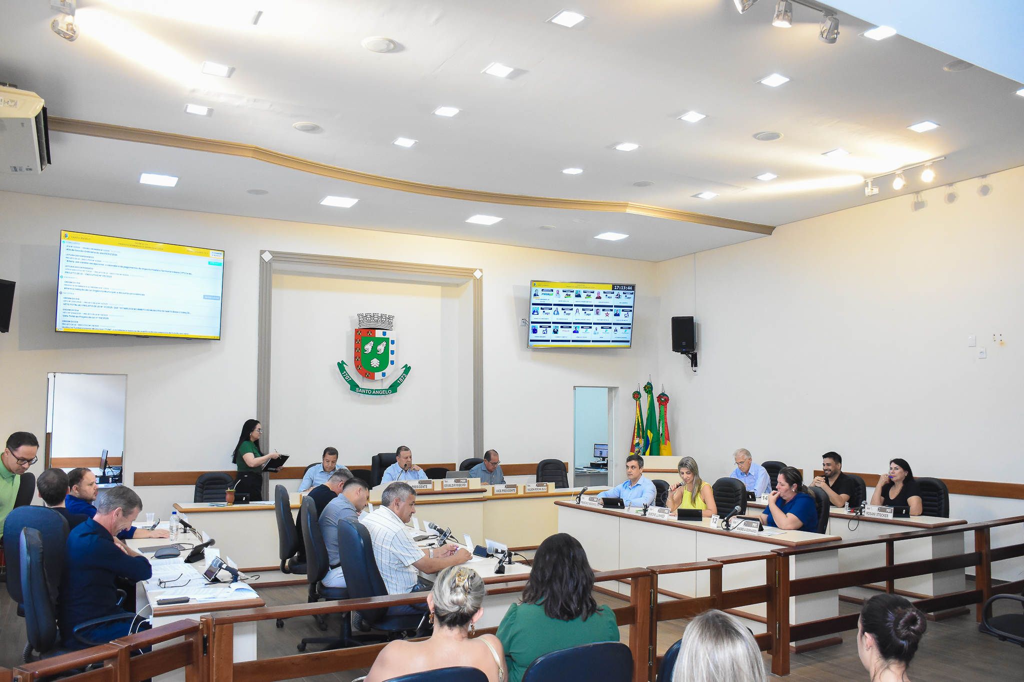 Sessão extraordinária aprecia mudanças no regime de previdência municipal