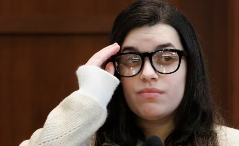 Babá brasileira é condenada a 10 anos de prisão por morte da esposa do amante e de outro homem nos EUA