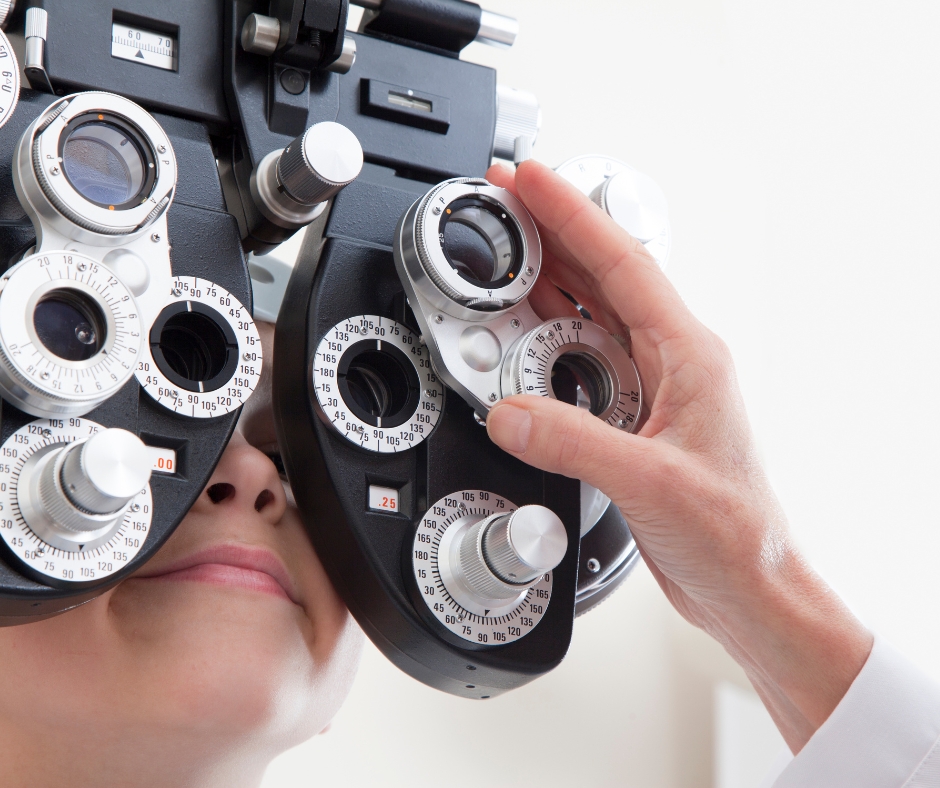 Simers discute atuação de optometristas e possíveis casos de exercício ilegal da Medicina em Santo Ângelo