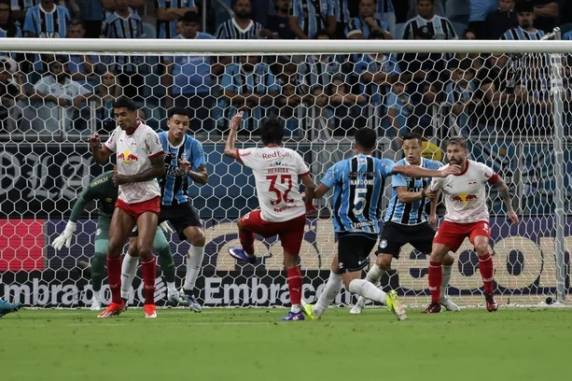 Grêmio cede empate ao Bragantino na Arena