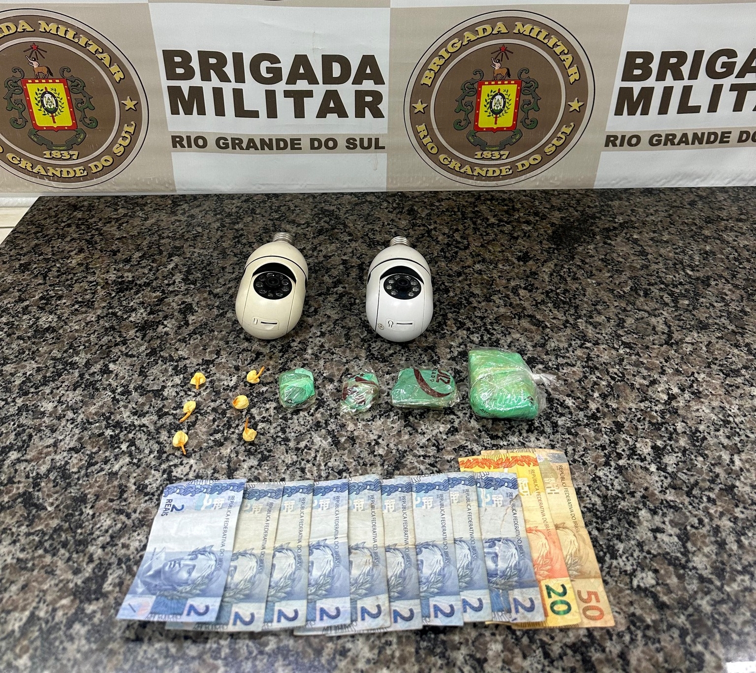 BM prende homem por tráfico de drogas no bairro Vera Cruz, em Santo Ângelo