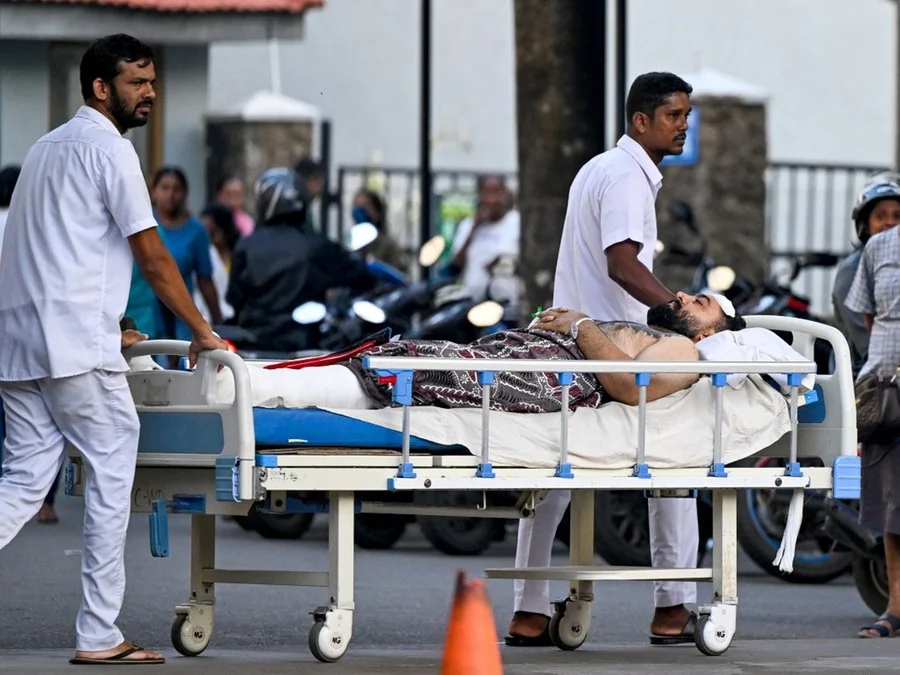 EUA afunda navio militar iraniano e deixa quase 150 desaparecidos na costa do Sri Lanka