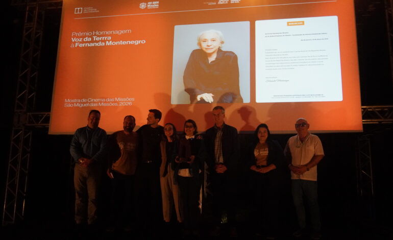 Fernanda Montenegro é homenageada com o 1º Prêmio Voz da Terra, que reconhece nomes ligados às Missões Jesuíticas no RS