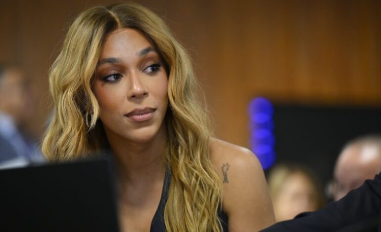 “Cortina de fumaça para legitimar ódio e preconceito”, diz Erika Hilton sobre críticas após ser eleita presidente da Comissão dos Direitos da Mulher