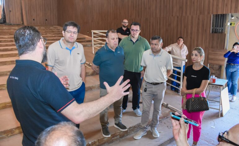 Obras de recuperação do Teatro Municipal avançam
