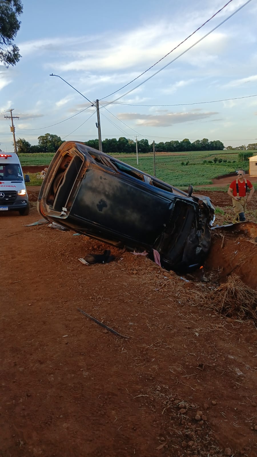 Seis pessoas ficam feridas em capotamento no interior de Catuípe