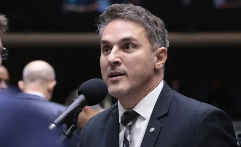 Republicanos apoia Zucco e coordenará campanha no RS