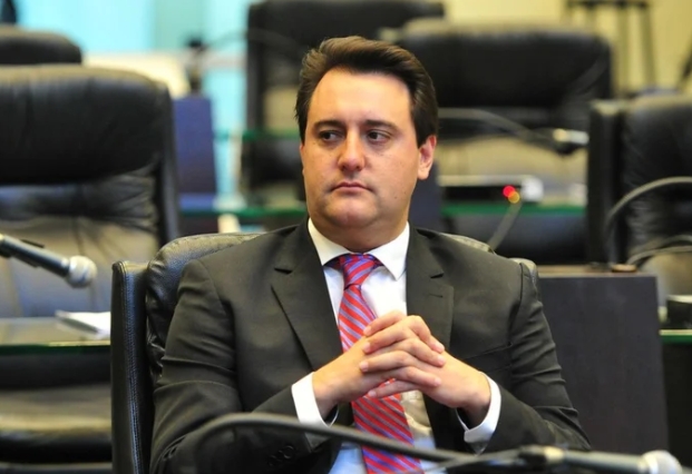 Ratinho Júnior desiste de concorrer à Presidência da República