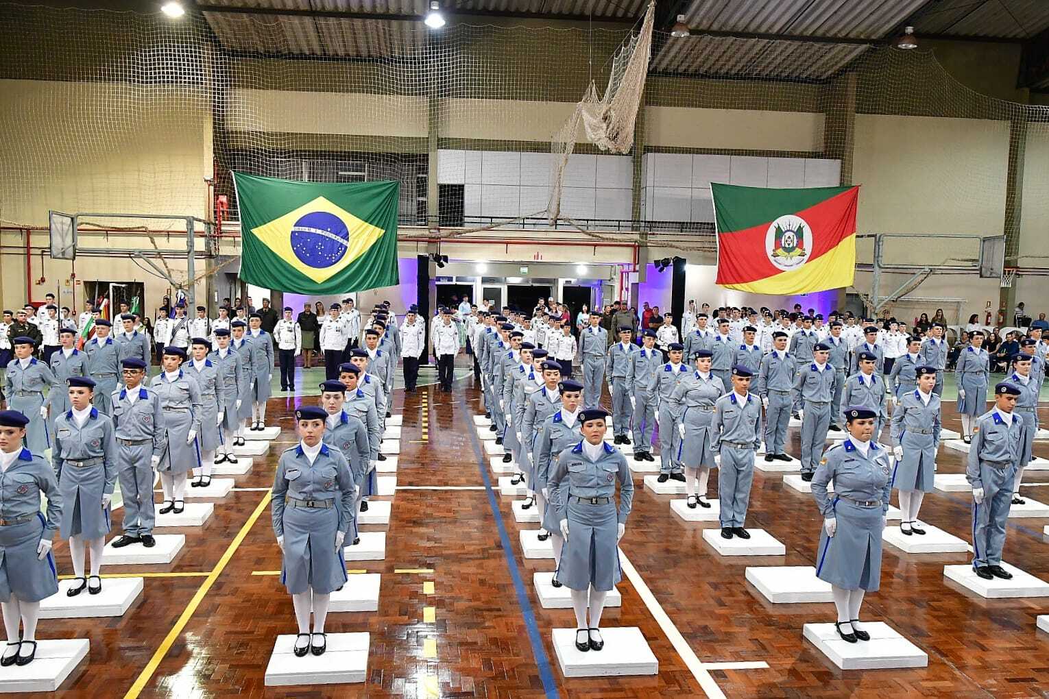 Formatura de entrega de boinas marca ingresso de 85 alunos no CTBM-SA