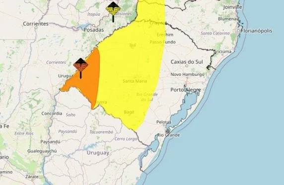 Após tempo firme pela manhã, chuva volta ao RS com alertas para tempestade nesta terça
