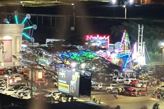 Onze pessoas ficam feridas em acidente em parque de diversões em Guaíba