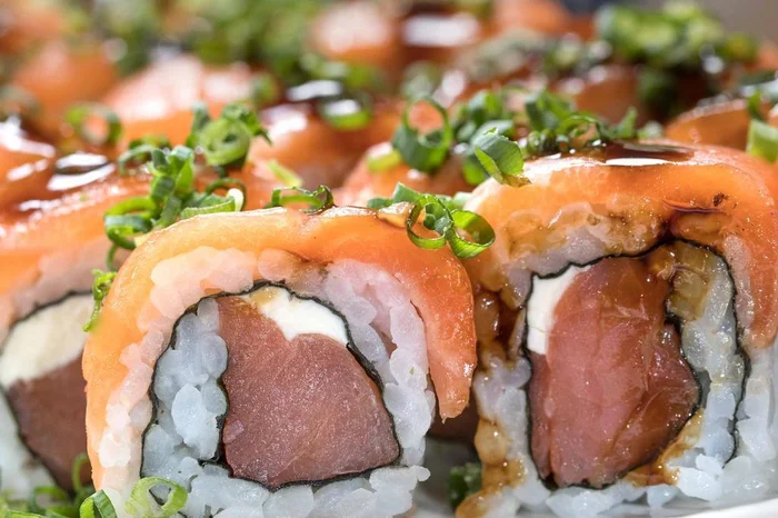 Homem é condenado por aplicar golpe para comer sushi de graça em Santa Catarina
