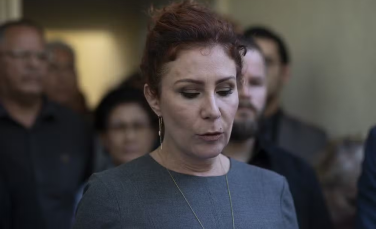 Justiça italiana autoriza extradição de Carla Zambelli ao Brasil por porte ilegal de arma