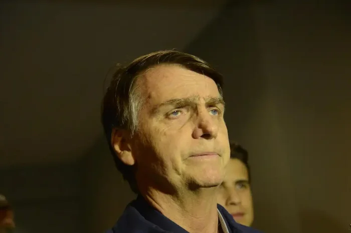 Defesa de Jair Bolsonaro pede ao STF autorização para cirurgia no ombro