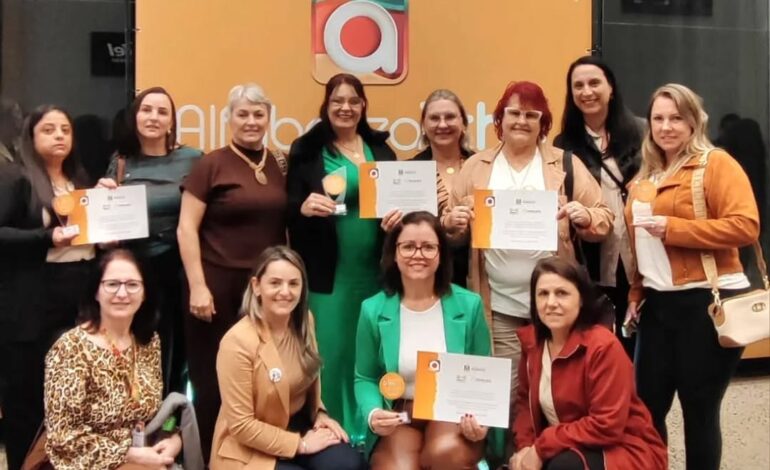 Escolas de abrangência da 14ª CRE são premiadas no programa alfabetiza tchê