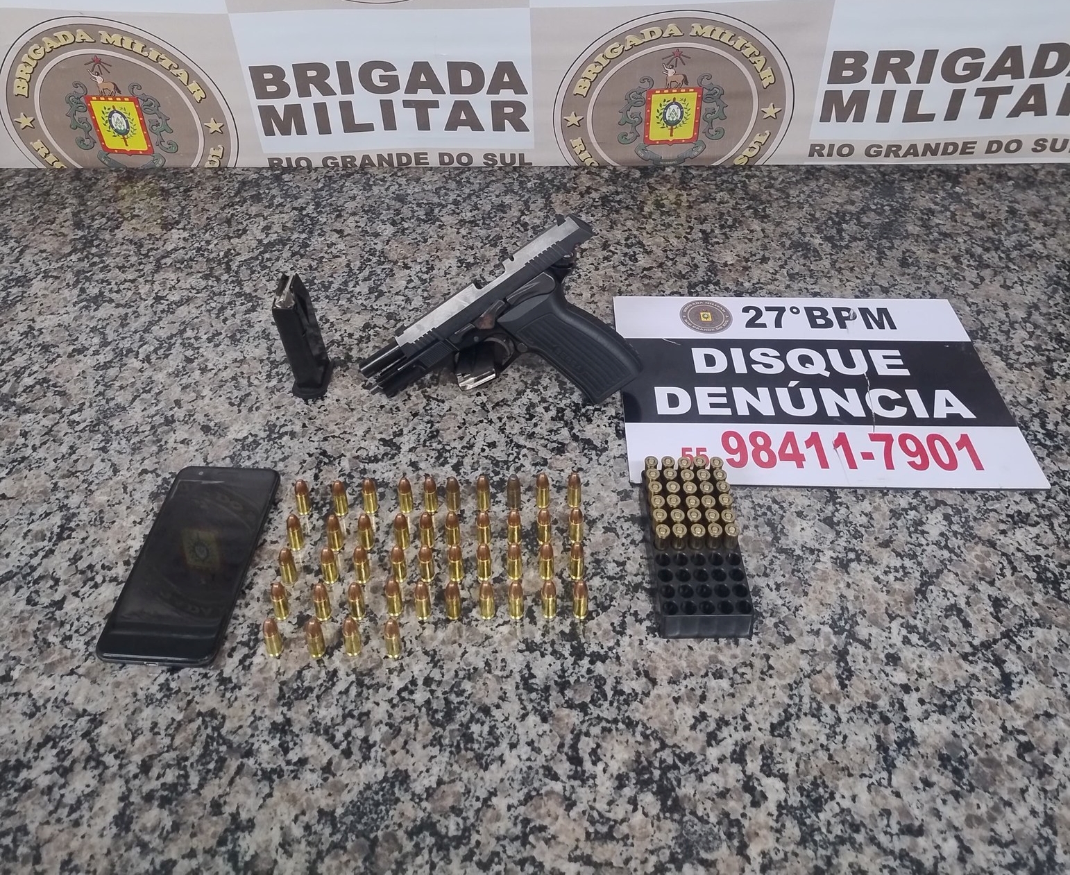Homem é preso por posse ilegal de arma de fogo de uso restrito no bairro Boa Esperança