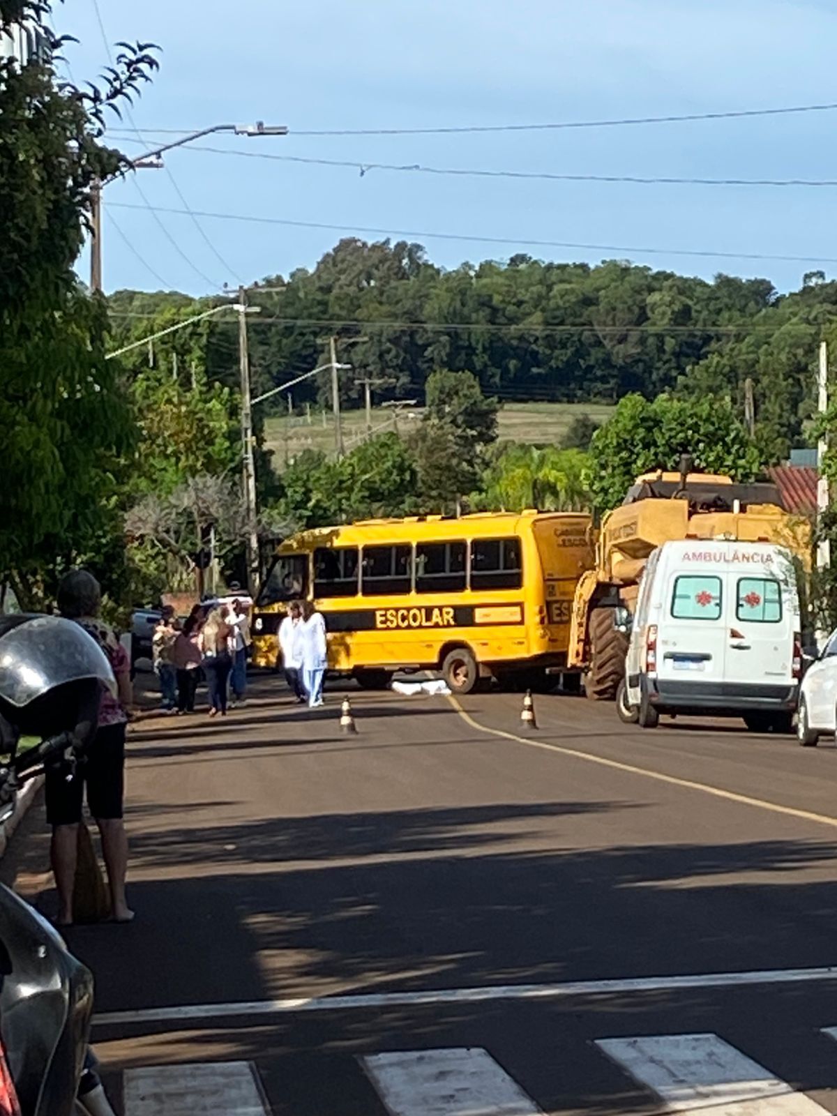 Idoso morre após ser atropelado por ônibus escolar desgovernado em Sete de Setembro