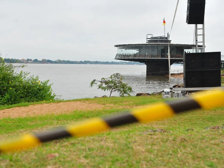 Corpo em decomposição é encontrado por pescador na Orla do Guaíba