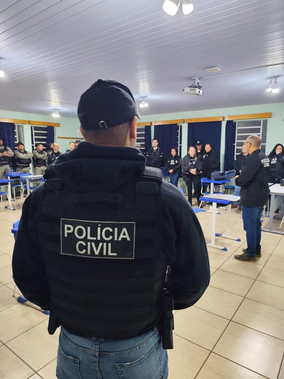 Polícia Civil deflagra Operação Rota Sombria e apreende dinheiro, celulares e documentos em Cerro Largo