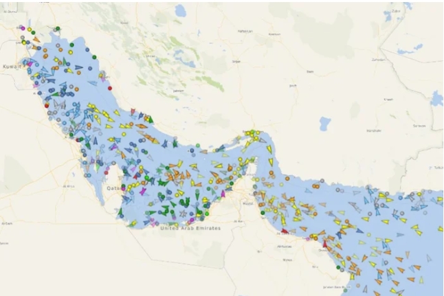 Estreito de Ormuz é reaberto com cessar-fogo de duas semanas entre EUA e Irã