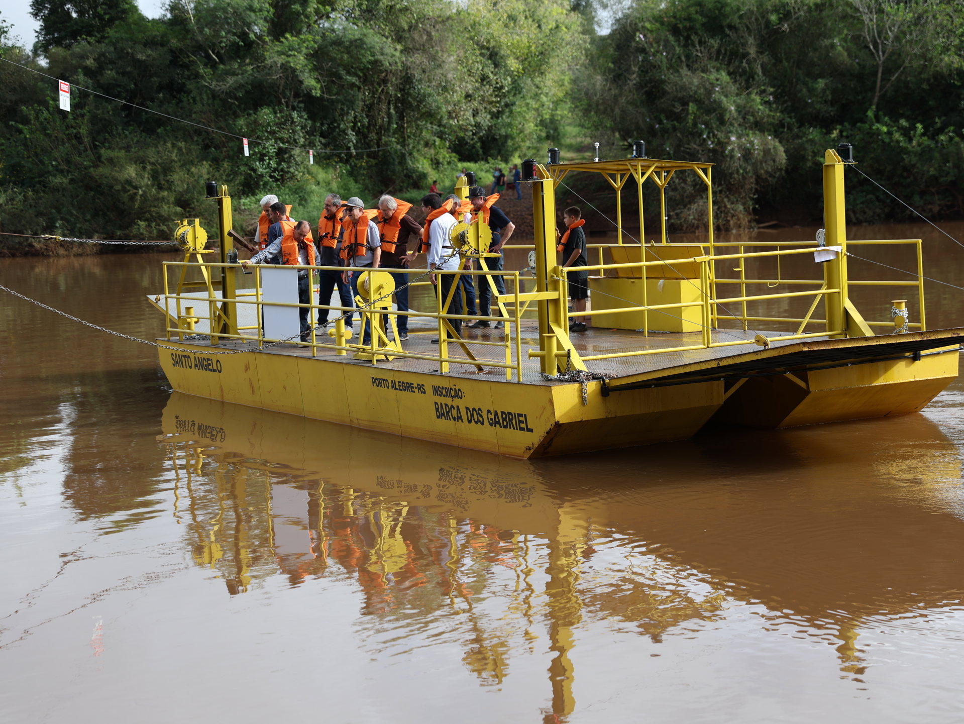 Balsa Santo Ângelo é inaugurada e retoma travessia entre municípios