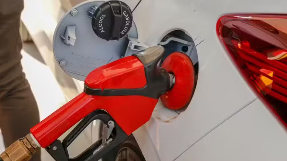 Governo anuncia MP para reduzir impacto da alta da gasolina e do diesel