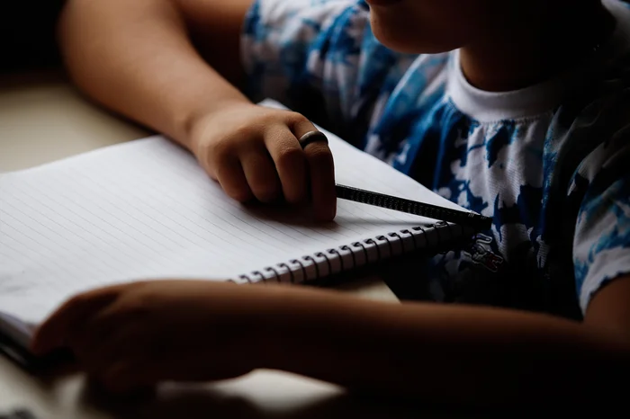 Governo do RS confirma premiação de até R$ 3 mil para alunos com melhor desempenho em avaliações