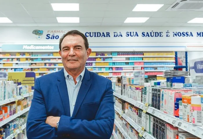 Rede de farmácias São João começa a adotar escala 5×2 no Rio Grande do Sul