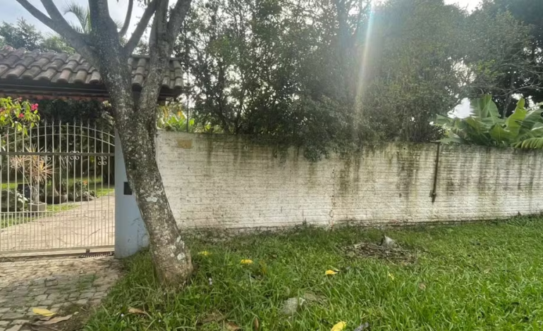 Mulher é encontrada morta e polícia investiga feminicídio em Porto Alegre