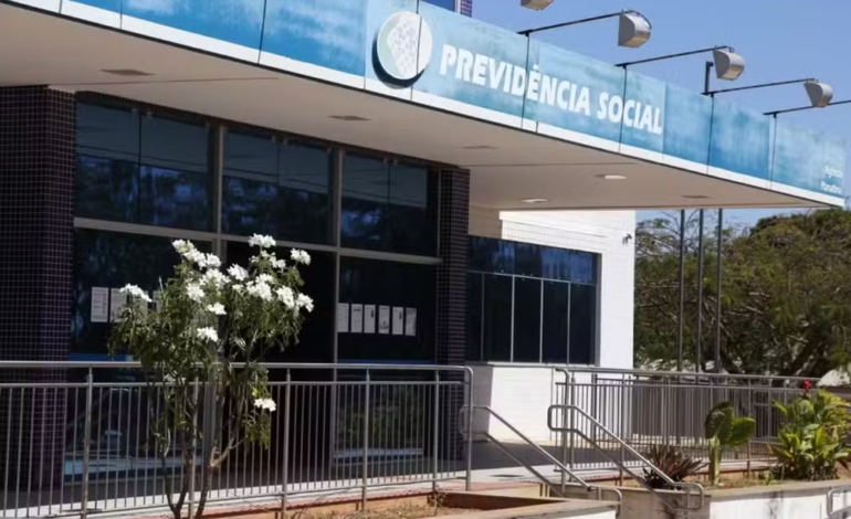 PF apreende R$ 287 mil escondidos em sacos de lixo durante operação contra fraude no INSS