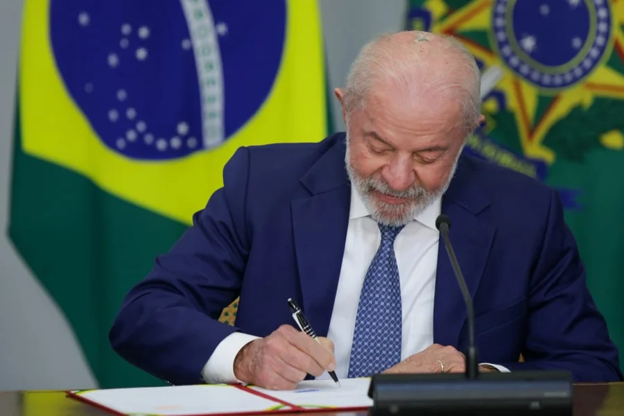 Governo publica fim da “taxa das blusinhas” e mudança passa a valer