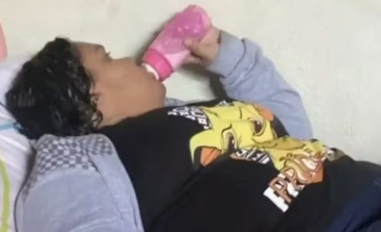 Mulher que fingia ser adolescente foi diagnosticada com ‘transtorno factício e pseudologia fantástica’ em 2022