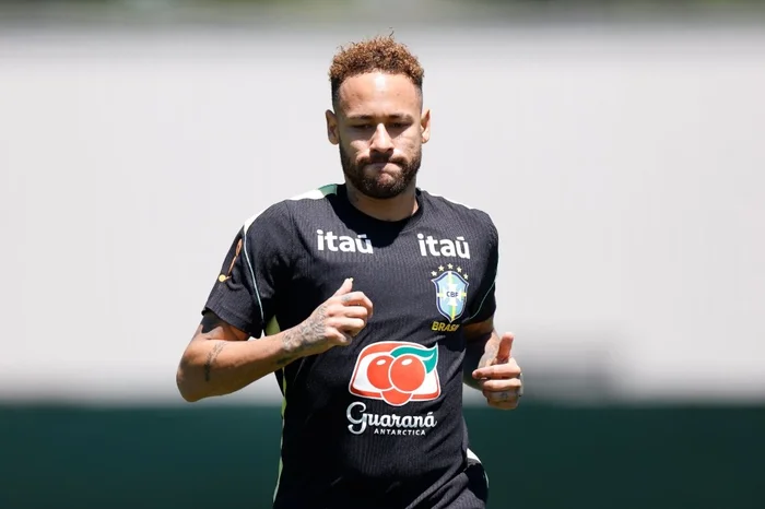 Neymar não viajará com a Seleção para jogo contra o Haiti e segue recuperação