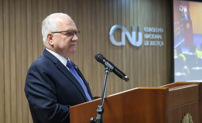 Fachin afirma que CNJ pode agir após comunicação oficial sobre PCC e CV
