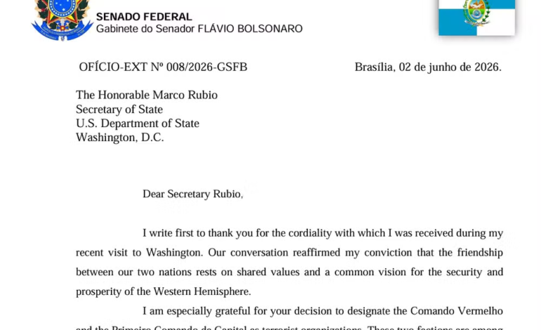 Flávio Bolsonaro divulga carta enviada a Rubio contra nova proposta dos EUA de tarifas ao Brasil