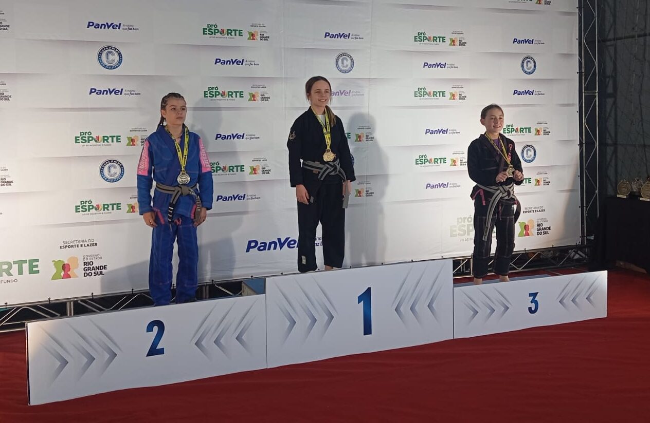 Atleta de Entre-Ijuís conquista vice-campeonato em competição estadual de jiu-jítsu