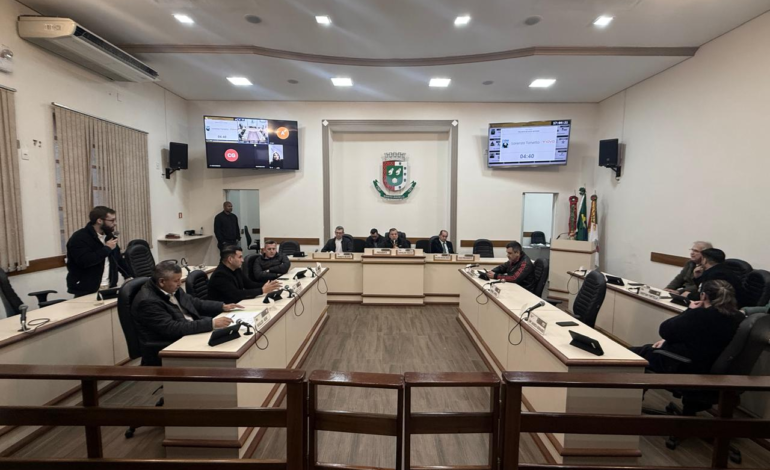 Vereadores rejeitam proposta de reposição salarial de prefeito, vice, vereadores e secretários