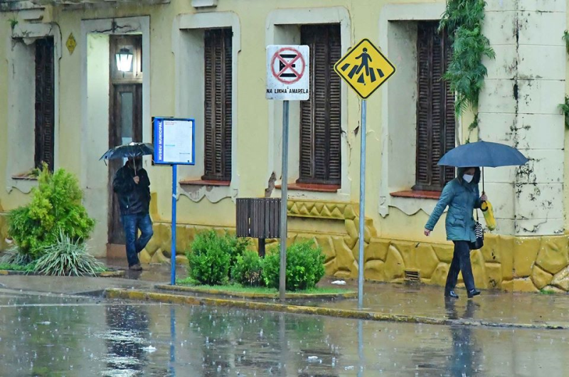 RS terá dia frio com chuva esparsa nesta sexta
