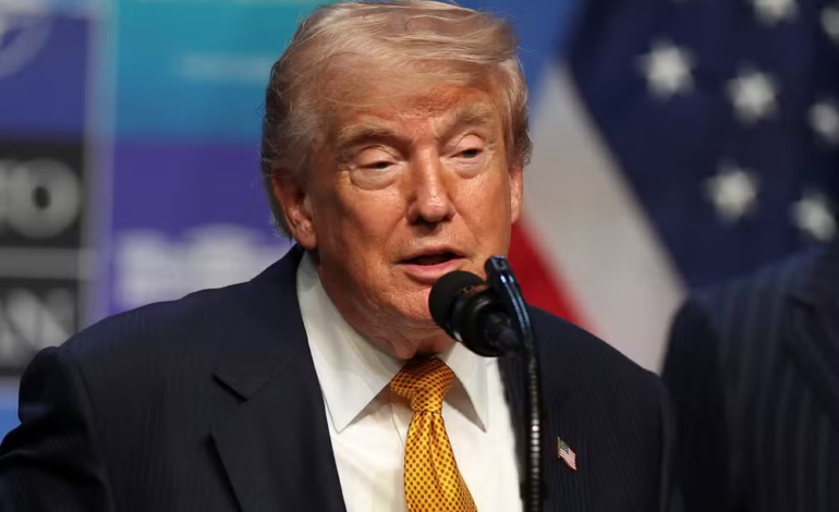 Trump diz ser o principal alvo do Irã e faz novas ameaças durante cúpula da Otan
