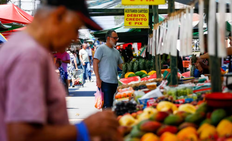 Inflação desacelera para 0,16% em junho; conta de luz pressiona e alimentos ficam mais baratos