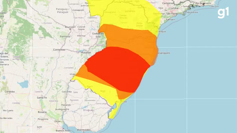 Inmet mantém alerta vermelho para tempestades no RS com risco de ventos de até 100 km/h