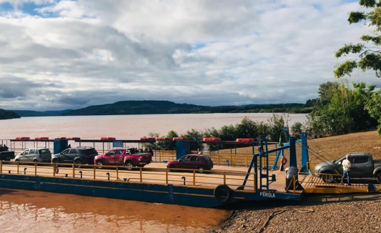 Travessias internacionais por balsa são retomadas no Rio Uruguai após redução do nível do rio