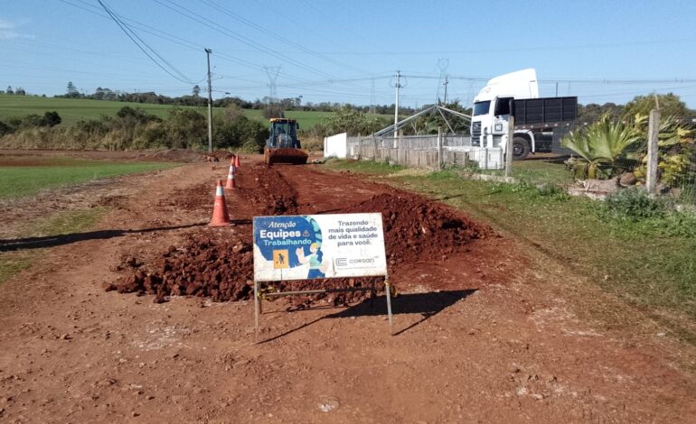 Obra da Corsan na Barra do São João avança para fase de ligação dos imóveis à nova rede de água