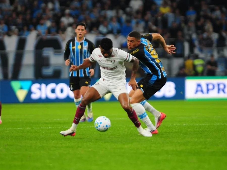 Grêmio marca no fim e busca empate com o Fluminense, mas segue sem vencer na volta do Brasileirão
