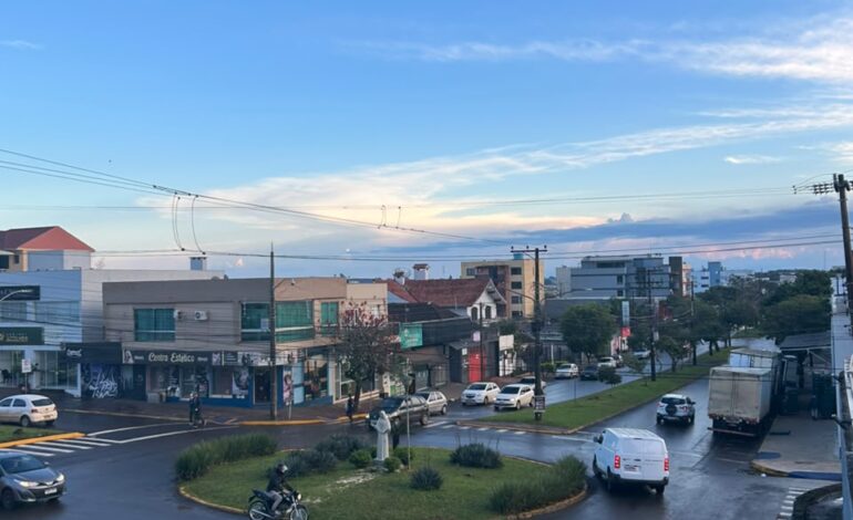 Após temporais de madrugada e de manhã, tempo melhora nesta quarta no RS