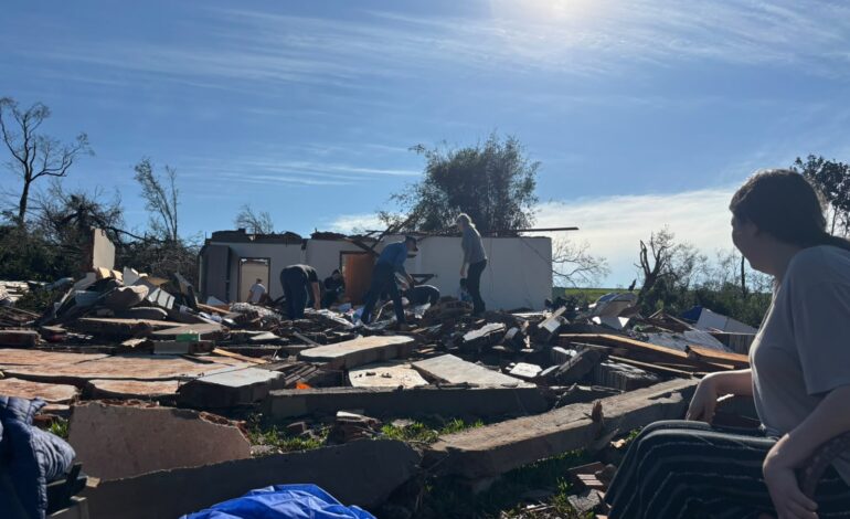 Família atingida por tornado em Giruá recebe campanha para reconstrução