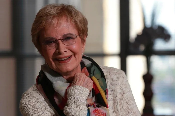 Glória Menezes, pioneira da TV brasileira, morre aos 91 anos