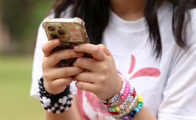 Nova Zelândia propõe proibir redes sociais para menores de 16 anos