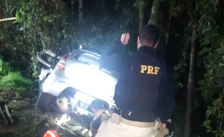 Homem morre em colisão frontal entre carro e caminhão na BR-285, em Panambi